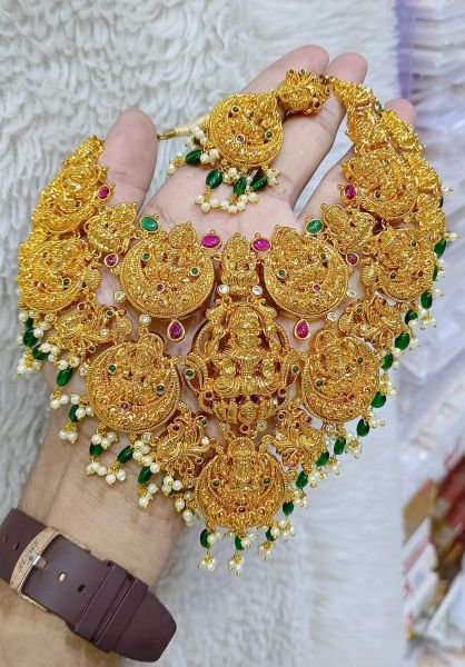 Gold colour big size jewellery 
