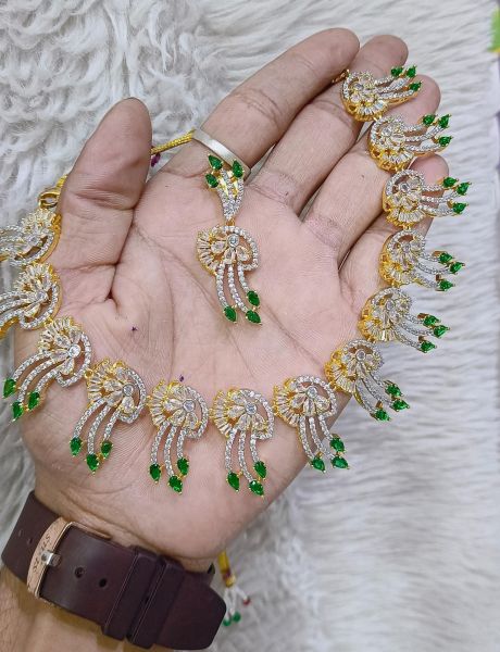 White stock silver colour set