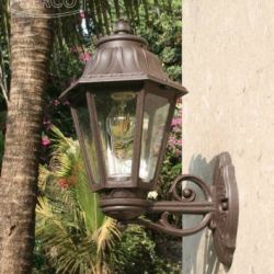 Aluminium wall light 