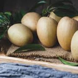 Organic Chikoo (sapota, sapodilla)